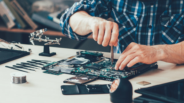 Laptop & Desktop Repair
